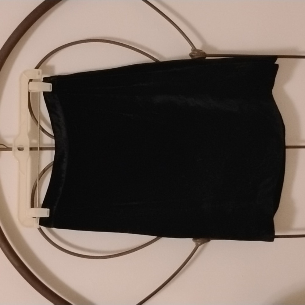 Madewell Black Velvet Pencil Skirt With Side Slits Size 00 NWT